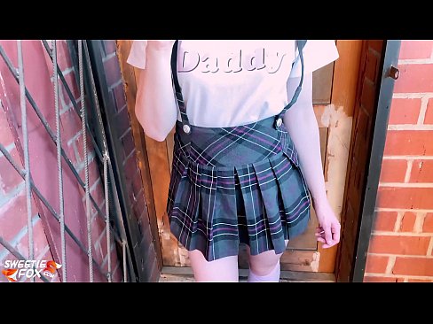 ❤️ Pelajar sekolah Menghisap batangnya dalam-dalam dan meniduri bukannya kelas. Video lucah pada kami ❤